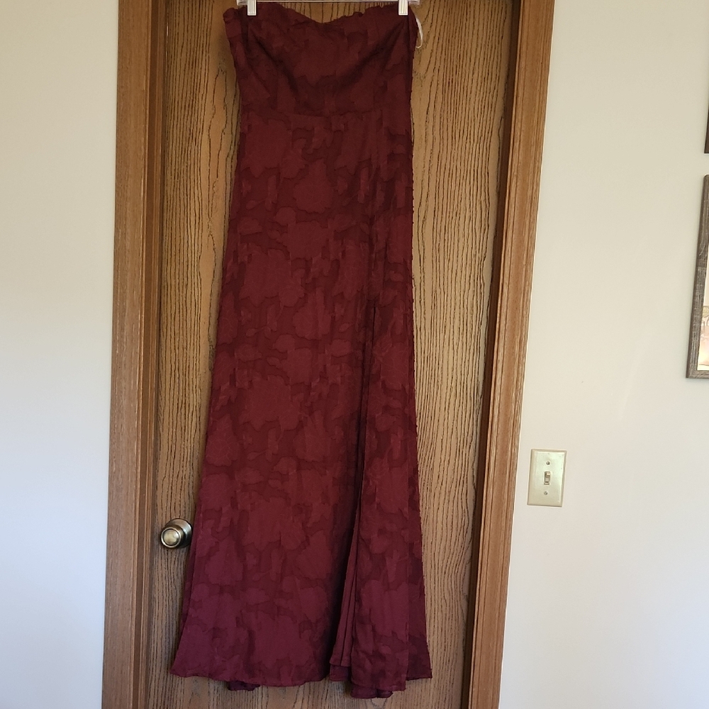 Lulu's Burgundy Textured Dress
